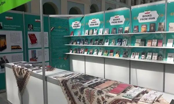 رونمایی از ۱۸ کتاب جدید در موسسه پیام آزادگان رونمایی از ۱۸ کتاب جدید در موسسه پیام آزادگان