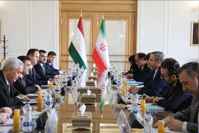 حمایت آمریکا از جریانهای تروریستی و ناامنیها در منطقه، یک واقعیت است حمایت آمریکا از جریانهای تروریستی و ناامنیها در منطقه، یک واقعیت است