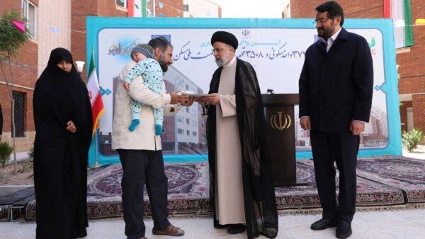 واگذاری ۳ هزار و ۷۴۸ واحد مسکونی در استان قم واگذاری ۳ هزار و ۷۴۸ واحد مسکونی در استان قم