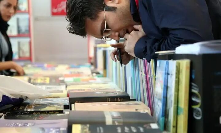بیش از ۲۰۰ عنوان کتاب در نمایشگاه کتاب تفلیس عرضه شد بیش از ۲۰۰ عنوان کتاب در نمایشگاه کتاب تفلیس عرضه شد