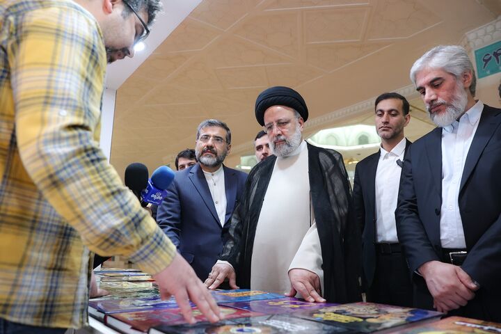 تلاش دولت برای برقراری عدالت فرهنگی و دسترسی همگانی به کتاب/ دعوت از هنرمندان جهت کشیدن تصویر تقابل شرافت و شرارت در غزه تلاش دولت برای برقراری عدالت فرهنگی و دسترسی همگانی به کتاب/ دعوت از هنرمندان جهت کشیدن تصویر تقابل شرافت و شرارت در غزه