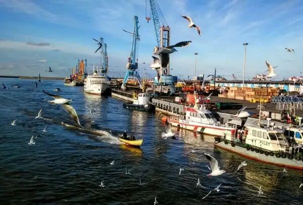 مجلس یازدهم «لایحه توسعه مناطق آزاد انزلی» را تعیین تکلیف نکرد مجلس یازدهم «لایحه توسعه مناطق آزاد انزلی» را تعیین تکلیف نکرد