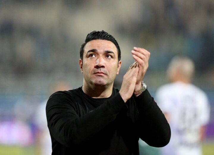 جنگ روانی فولاد علیه استقلال: نگذارید نکونام این لباس را بپوشد جنگ روانی فولاد علیه استقلال: نگذارید نکونام این لباس را بپوشد