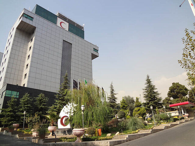 واگذاری درمانگاه ۱۰۰۰ میلیاردی از سوی یک نیکوکار به هلالاحمر واگذاری درمانگاه ۱۰۰۰ میلیاردی از سوی یک نیکوکار به هلالاحمر