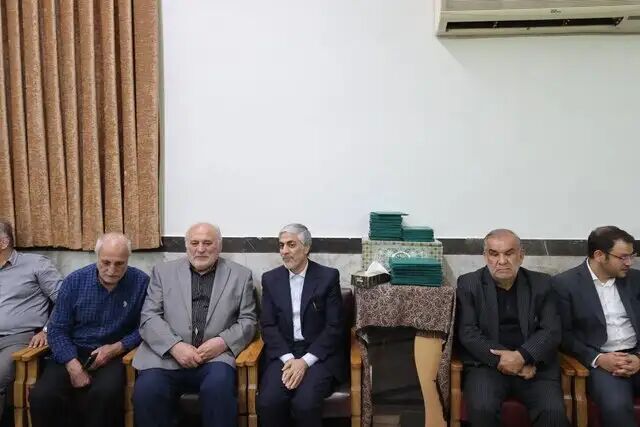 برگزاری مراسم ترحیم میرواحدی با حضور وزیر ورزش و پیشکسوتان برگزاری مراسم ترحیم میرواحدی با حضور وزیر ورزش و پیشکسوتان