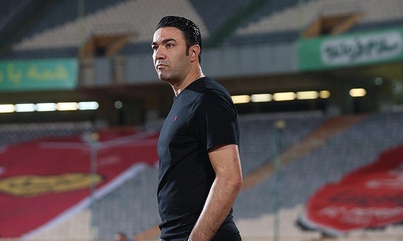 جنگ روانی فولاد علیه استقلال: نگذارید نکونام این لباس بپوشد