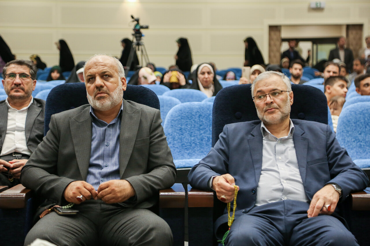 برگزاری آیین تکریم نیروی زمینی سپاه از معلمان در هفته کرامت