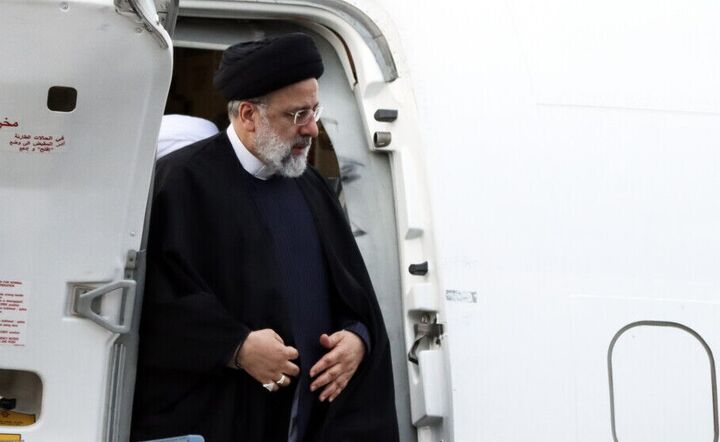 تاکنون خبری از وضعیت سلامت رئیس جمهور و هیات همراه شان به دستمان نرسیده است/ عملیات جستجو ادامه دارد تاکنون خبری از وضعیت سلامت رئیس جمهور و هیات همراه شان به دستمان نرسیده است/ عملیات جستجو ادامه دارد