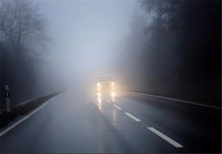 گردنه های خراسان شمالی مه آلود و لغزنده است  گردنه های خراسان شمالی مه آلود و لغزنده است