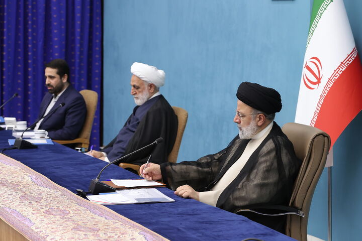 تاکید رئیسجمهور برای ایجاد مشوقهای لازم و رفع موانع پیشروی فعالان حوزه فضای مجازی تاکید رئیسجمهور برای ایجاد مشوقهای لازم و رفع موانع پیشروی فعالان حوزه فضای مجازی