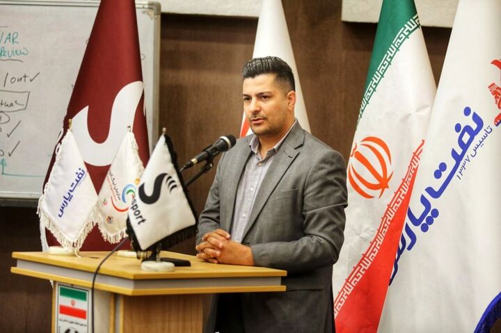 داوران ایران از پاکترین اقشار فوتبالی هستند/ کمک داوران لایسنس میگیرند داوران ایران از پاکترین اقشار فوتبالی هستند/ کمک داوران لایسنس میگیرند