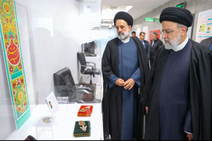 پیام تسلیت نماینده ولی فقیه در بنیاد شهید و امور ایثارگران در خصوص شهادت رئیس جمهور و همراهانش پیام تسلیت نماینده ولی فقیه در بنیاد شهید و امور ایثارگران در خصوص شهادت رئیس جمهور و همراهانش