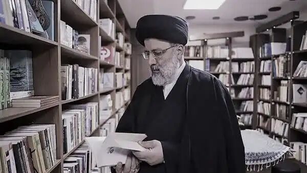 کتابهایی که شهید رئیسی نوشته بود کتابهایی که شهید رئیسی نوشته بود