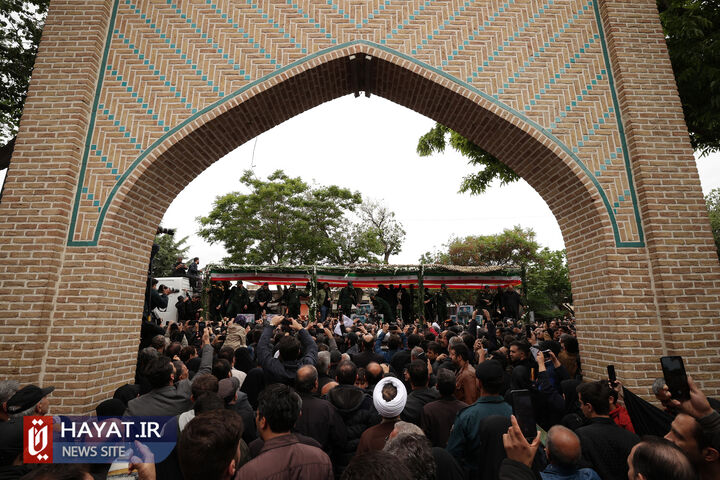 مراسم تشییع پیکر رئیس جمهور شهید و همراهان در تبریز