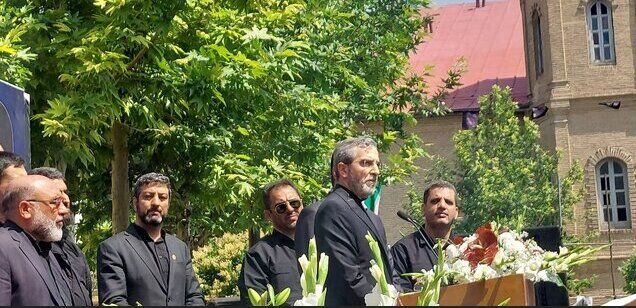 باقری: خون پاک شهید امیرعبداللهیان، انقلابی ماندن وزارت خارجه را تضمین کرد باقری: خون پاک شهید امیرعبداللهیان، انقلابی ماندن وزارت خارجه را تضمین کرد