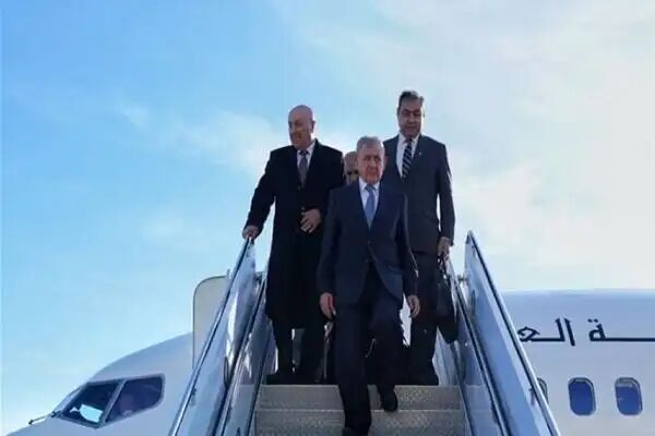رئیس جمهور عراق وارد تهران شد رئیس جمهور عراق وارد تهران شد