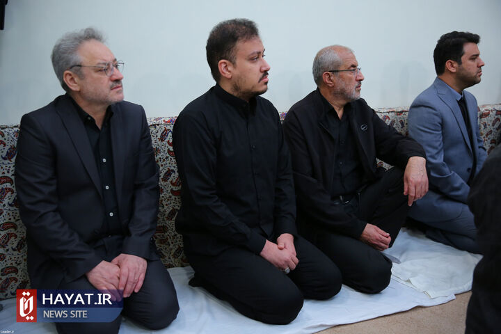 دیدار رهبر معظم انقلاب با خانوادههای شهدای خدمت