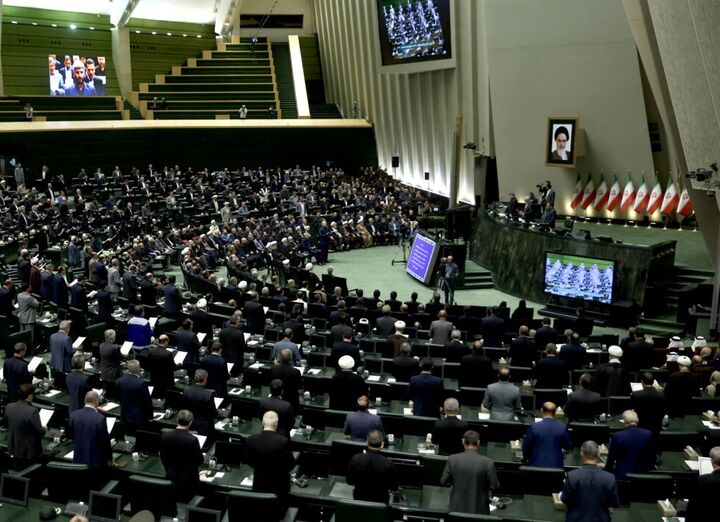 اصلاح ساختارهای غلط اداری اولویت ضرورتدار مجلس دوازدهم است + فیلم اصلاح ساختارهای غلط اداری اولویت ضرورتدار مجلس دوازدهم است + فیلم