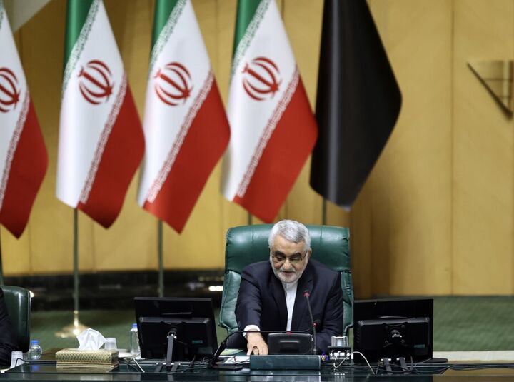 در مبارزه با فساد از شعارزدگی پرهیز شود در مبارزه با فساد از شعارزدگی پرهیز شود