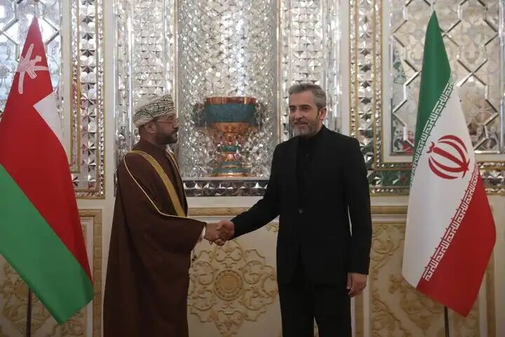 وزیر خارجه عمان در تهران با باقری دیدار کرد وزیر خارجه عمان در تهران با باقری دیدار کرد