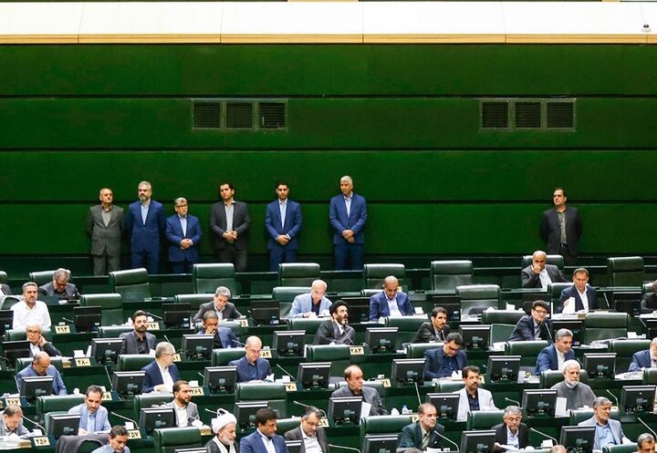 جلسه علنی مجلس شورای اسلامی آغاز شد/ اعتبارنامه منتخبان مورد بررسی قرار خواهد گرفت جلسه علنی مجلس شورای اسلامی آغاز شد/ اعتبارنامه منتخبان مورد بررسی قرار خواهد گرفت