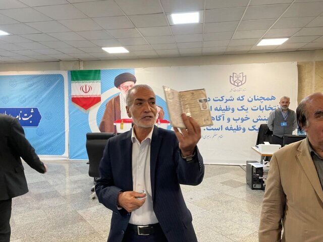 حشمتیان برای کاندیداتوری ثبتنام کرد حشمتیان برای کاندیداتوری ثبتنام کرد