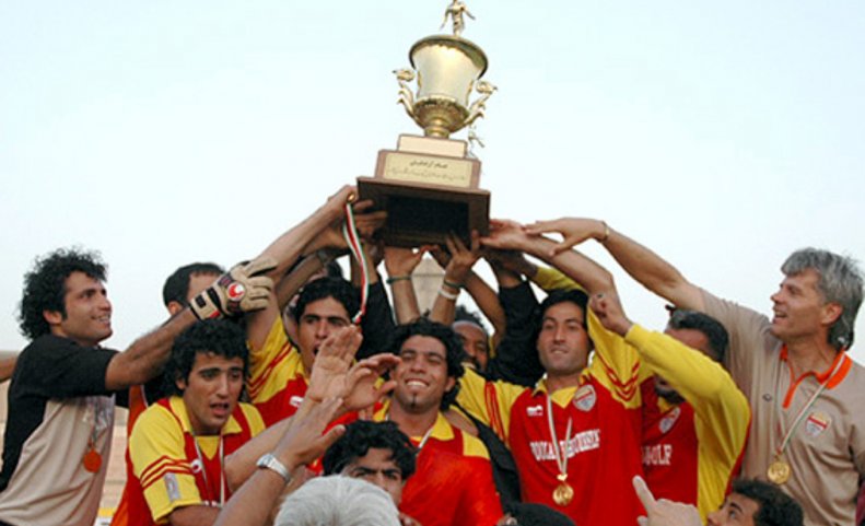 نهمین قهرمانی، پرسپولیسیها را دست نیافتنیتر کرد + عکس قهرمانان