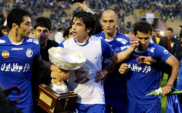 نهمین قهرمانی، پرسپولیسیها را دست نیافتنیتر کرد + عکس قهرمانان