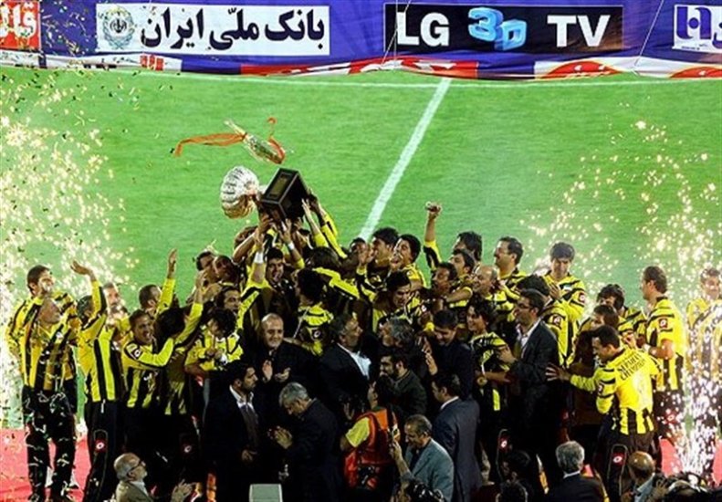 نهمین قهرمانی، پرسپولیسیها را دست نیافتنیتر کرد + عکس قهرمانان