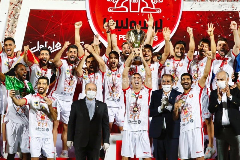 نهمین قهرمانی، پرسپولیسیها را دست نیافتنیتر کرد + عکس قهرمانان