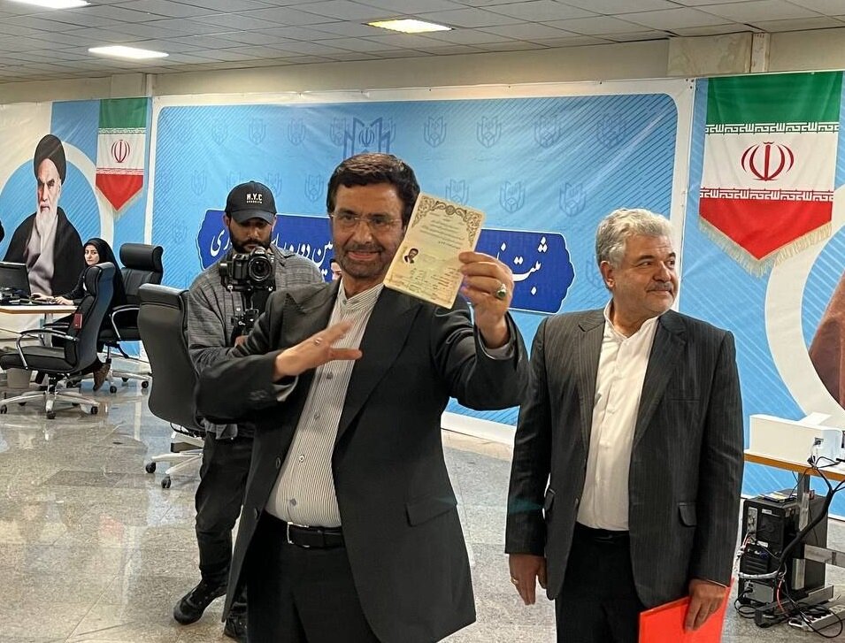 حضور ۲۳ متقاضی و ثبتنام ۸ نفر در روز سوم/ ۸ خانم آمدند، یکی ثبتنام کرد