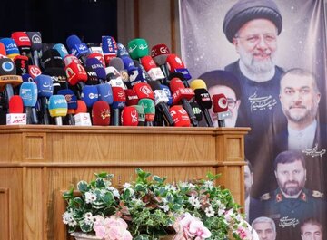 چهارمین روز انتخابات ریاست جمهوری/ احمدی‌نژاد، محمود صادقی و وزیر فرهنگ ثبت‌نام کردند