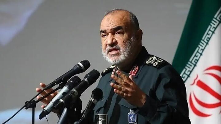 امروز شعارهای ملت ایران در دانشگاههای آمریکا تکرار میشود و دشمنان ما در انزوا قرار دارند امروز شعارهای ملت ایران در دانشگاههای آمریکا تکرار میشود و دشمنان ما در انزوا قرار دارند