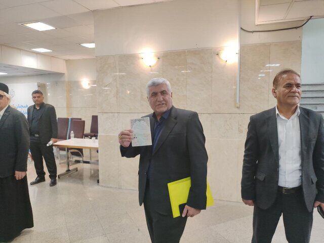 ورناصری داوطلب نامزدی انتخابات ریاست جمهوری شد ورناصری داوطلب نامزدی انتخابات ریاست جمهوری شد