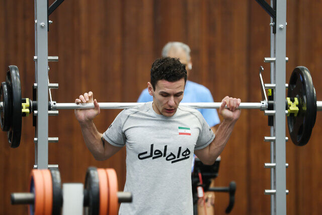 دیگر بهانهای نداریم دیگر بهانهای نداریم