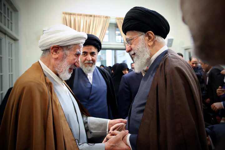 آیتالله دکتر «احمد احمدی»؛ نماد پیوند «علم» و «معرفت دینی» در بستر وفاق حوزه و دانشگاه آیتالله دکتر «احمد احمدی»؛ نماد پیوند «علم» و «معرفت دینی» در بستر وفاق حوزه و دانشگاه