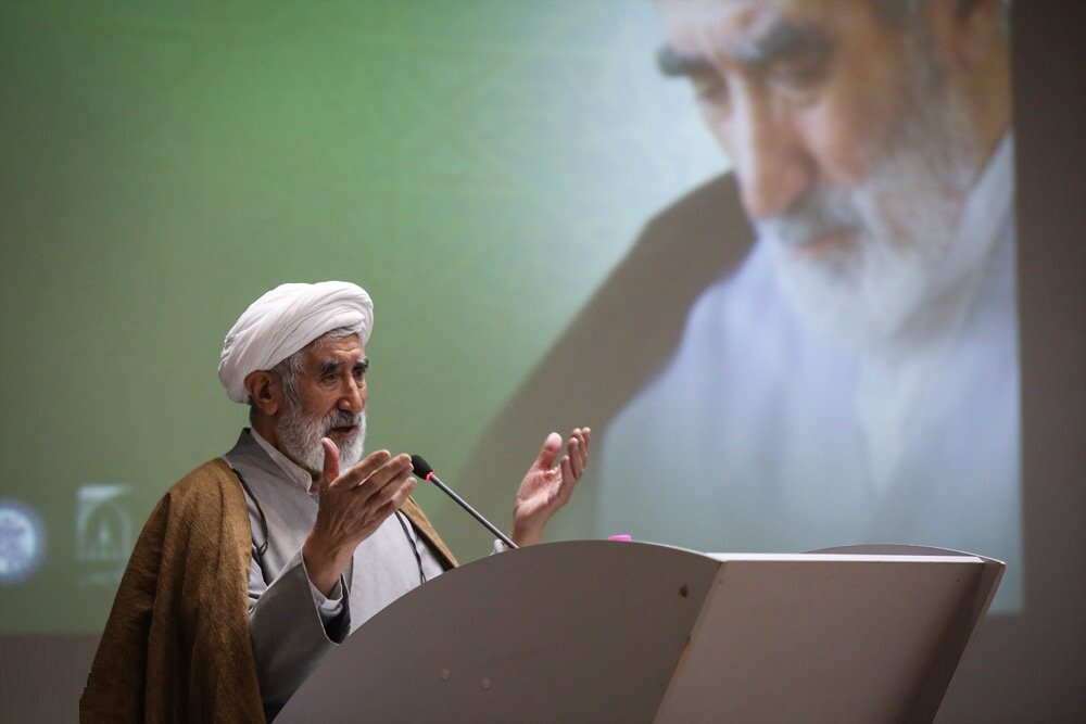 آیتالله دکتر «احمد احمدی»؛ نماد پیوند «علم» و «معرفت دینی» در بستر وفاق حوزه و دانشگاه