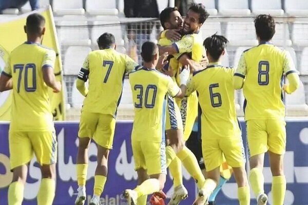 لحظه شماری برای تعیین تکلیف دو جایگاه صعود و سقوط لحظه شماری برای تعیین تکلیف دو جایگاه صعود و سقوط