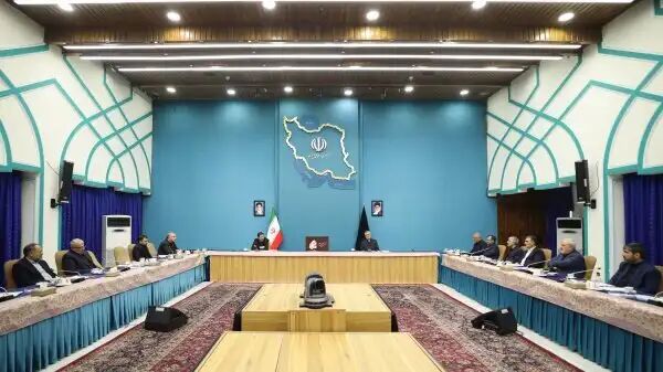 دولت مردمی توانست به وظیفه و وعده خود در اشتغالزایی عمل کند دولت مردمی توانست به وظیفه و وعده خود در اشتغالزایی عمل کند