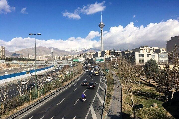 هوای پایتخت در مرز آلودگی هوای پایتخت در مرز آلودگی