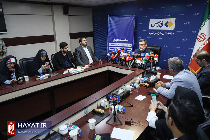 نشست خبری قاضیزاده هاشمی، کاندیدای چهاردهمین دوره ریاست جمهوری