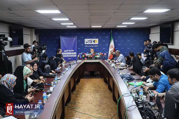 نشست خبری قاضیزاده هاشمی، کاندیدای چهاردهمین دوره ریاست جمهوری