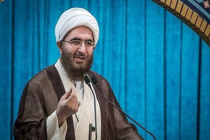 اقامه نماز عید سعید قربان به امامت حاجعلیاکبری اقامه نماز عید سعید قربان به امامت حاجعلیاکبری