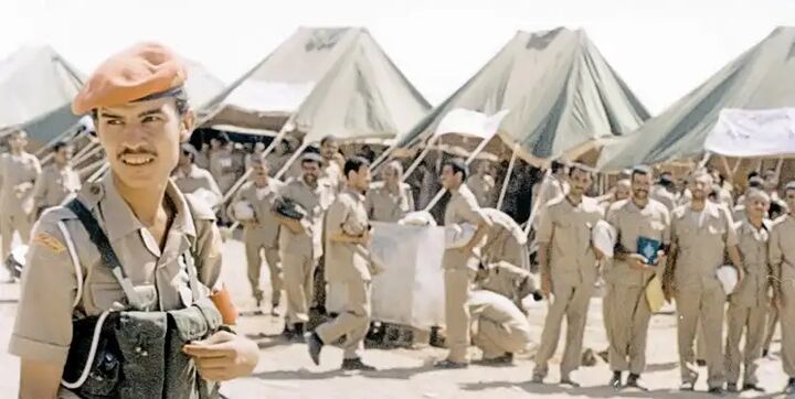 «حمله گرگها» را اینجا بخوانید «حمله گرگها» را اینجا بخوانید