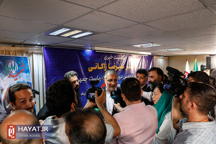 نشست خبری علیرضا زاکانی در خبرگزاری تسنیم