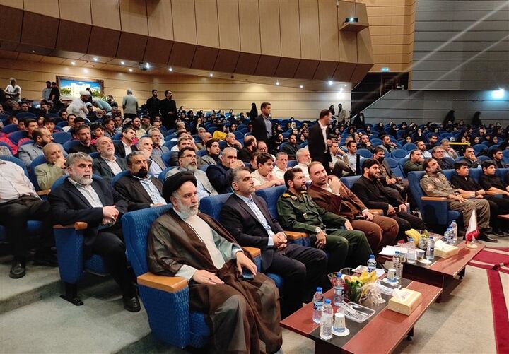 برگزاری مراسم گرامیداشت شهیدان خدمت برگزاری مراسم گرامیداشت شهیدان خدمت