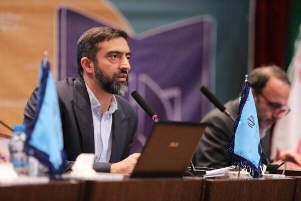 فاضلی توسط رئیس دانشگاه منصوب دولت روحانی از دانشگاه اخراج شد