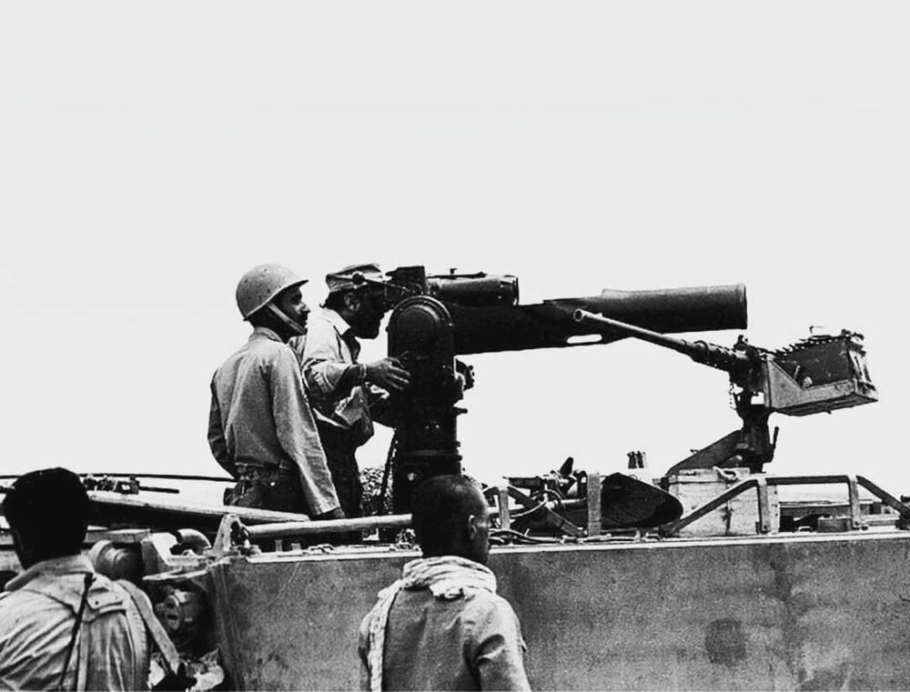 شهید دکتر «مصطفی چمران»: خدایا! همه را کنار زدی تا خودم باشم و خودت ...