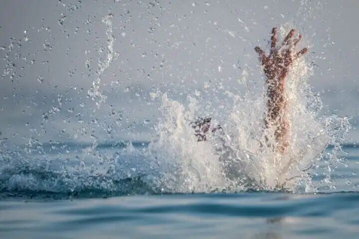 مرد ۵۰ ساله در رودخانه کرج غرق شد