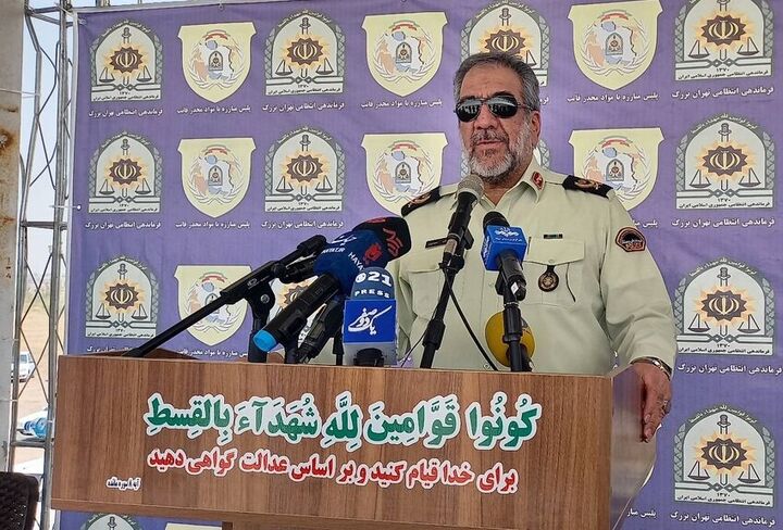 به قاچاقچیان مواد مخدر هشدار میدهیم/ در سال ۱۴۰۲ بیش از ۲۵ تن مواد مخدر کشف کردیم به قاچاقچیان مواد مخدر هشدار میدهیم/ در سال ۱۴۰۲ بیش از ۲۵ تن مواد مخدر کشف کردیم